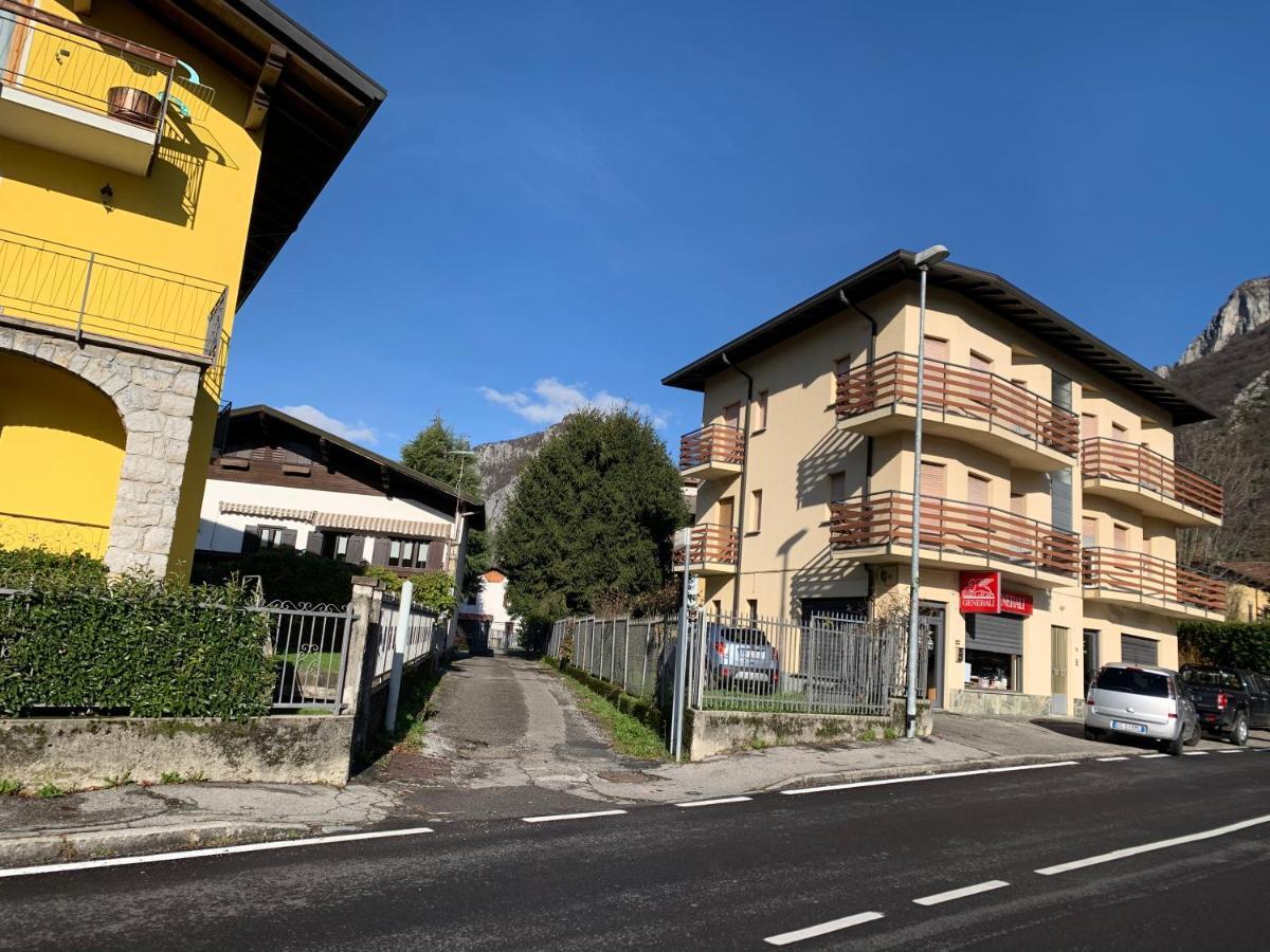 Appartamento Con Vista Sulle Grigna Барцио Екстериор снимка